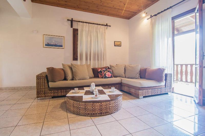 Porto Giardino Apartments Psarou  Экстерьер фото